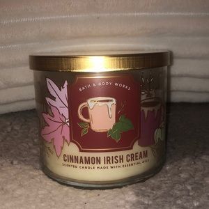 Used Bath & Body Works Cinnamon Irish Cream 3-wick